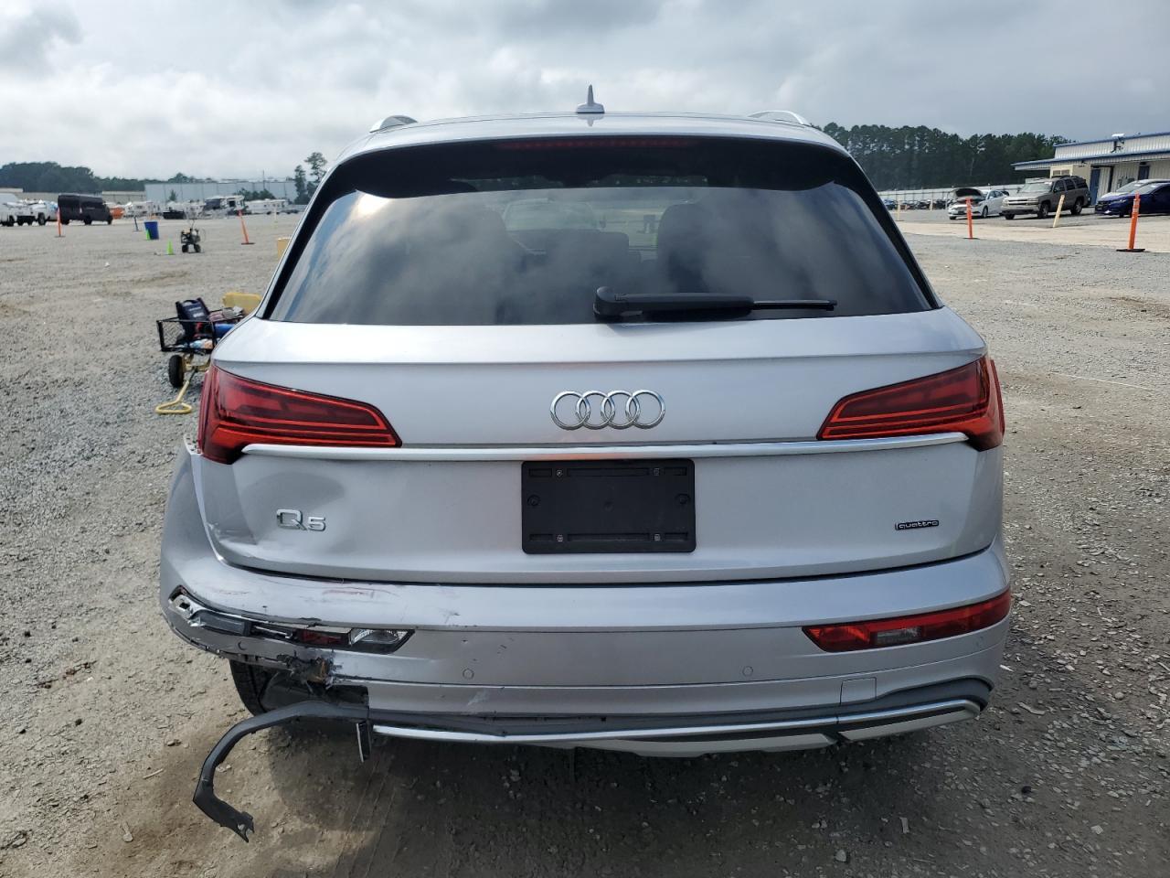 2022 Audi Q5 Premium Plus 40 - Фото 6