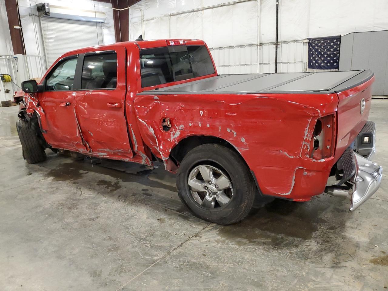 2019 Ram 1500 Classic Slt - Фото 2