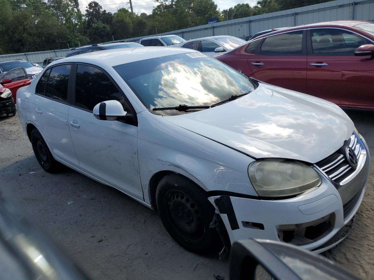 2006 Volkswagen Jetta Value - Image 4