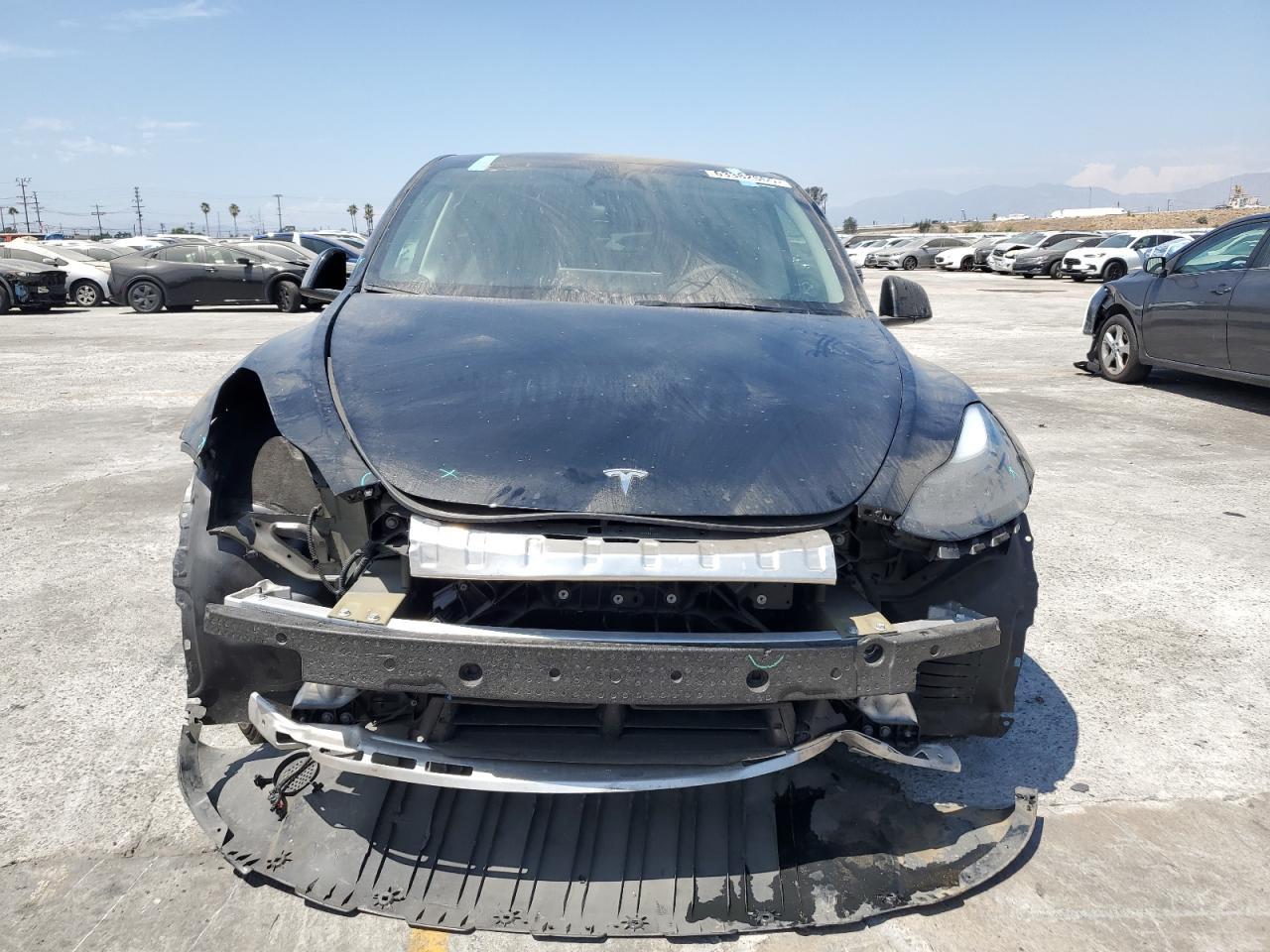2024 Tesla Model Y - Image 5