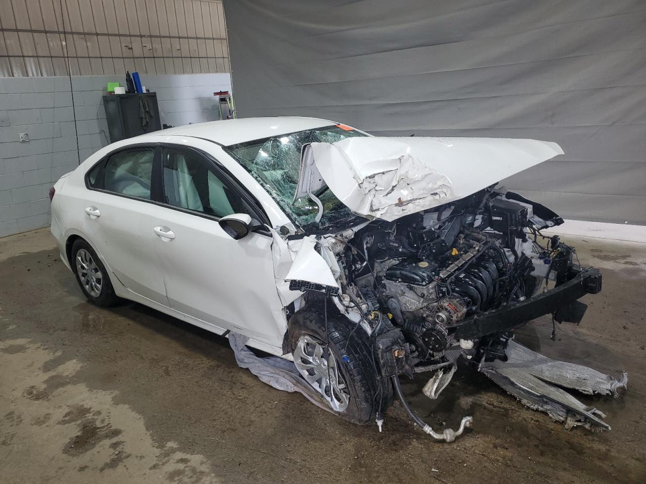 2022 Kia Forte Fe - Фото 4