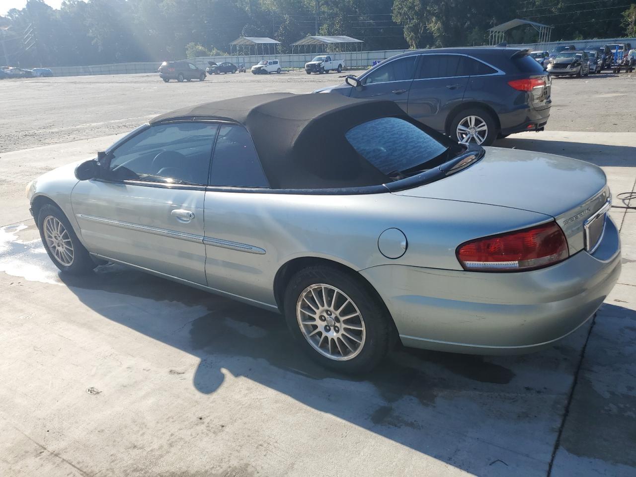 2004 Chrysler Sebring Lxi - Image 2