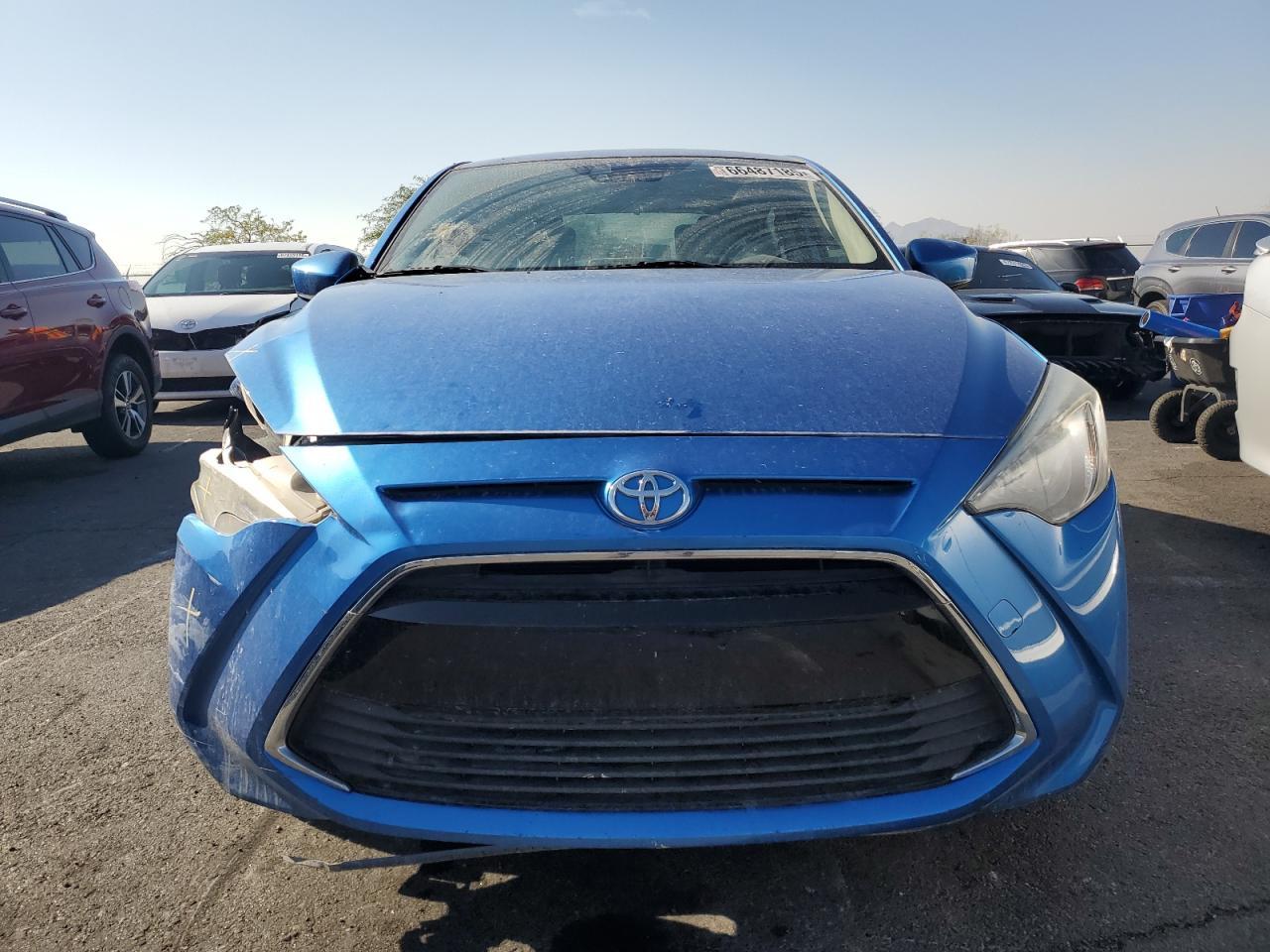 2017 Toyota Yaris Ia - Фото 5