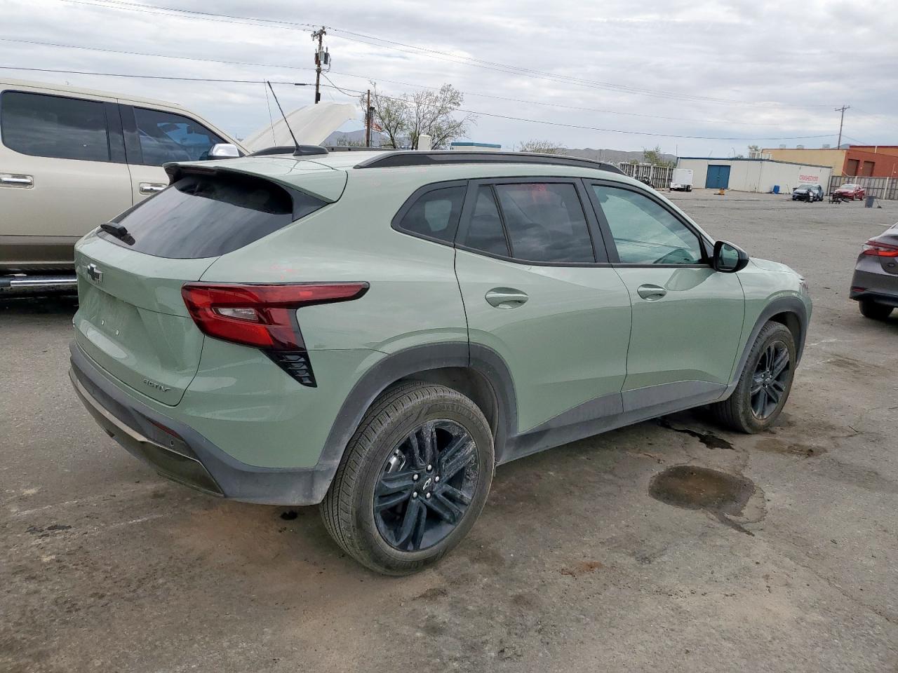 2025 Chevrolet Trax Activ - Фото 3