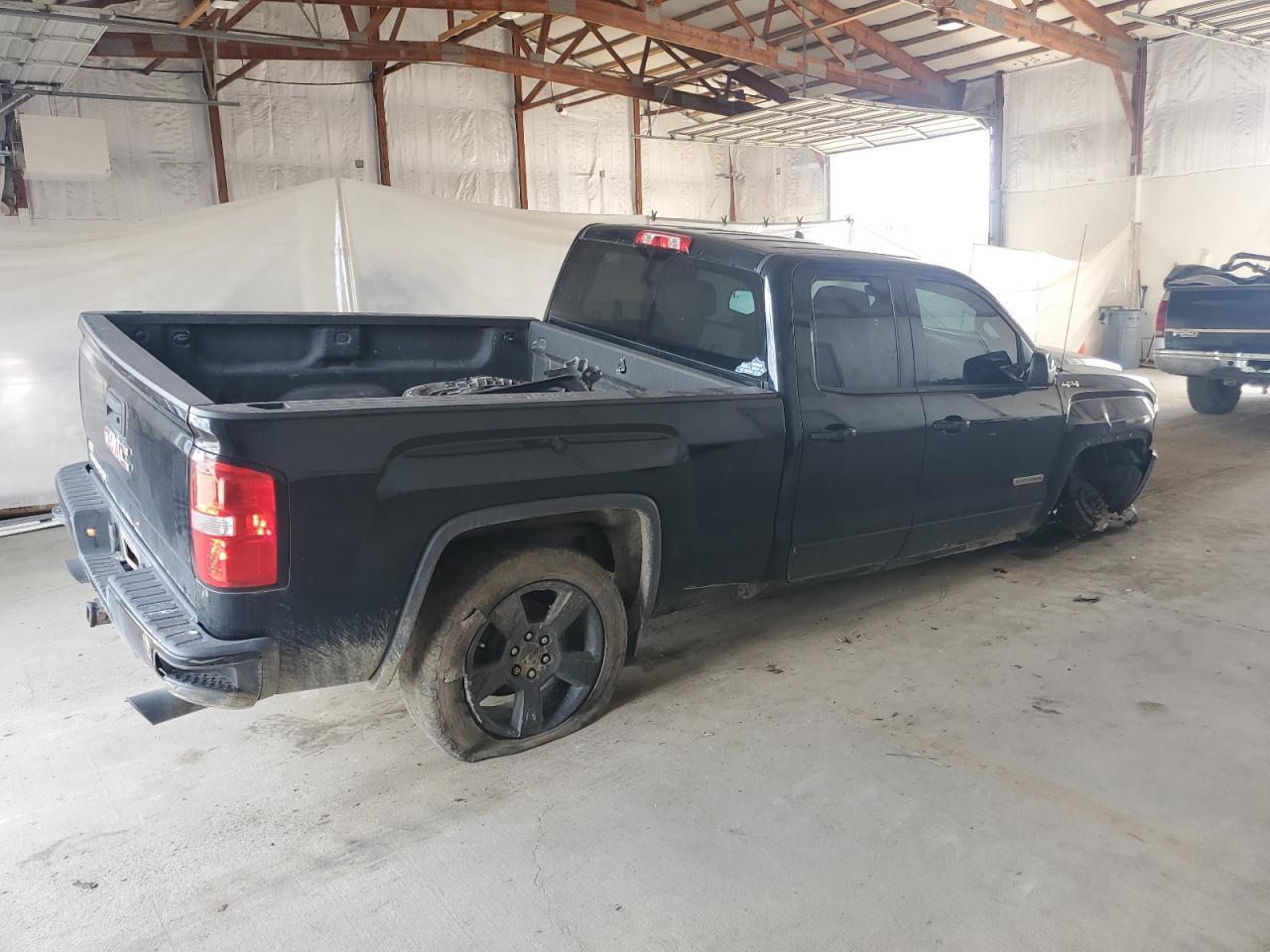 2017 GMC Sierra K1500 - Image 3