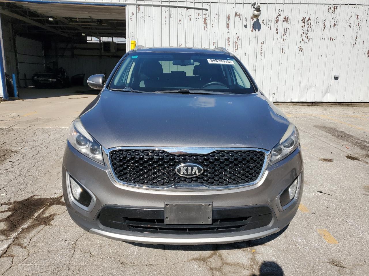 2016 Kia Sorento Ex - Image 5