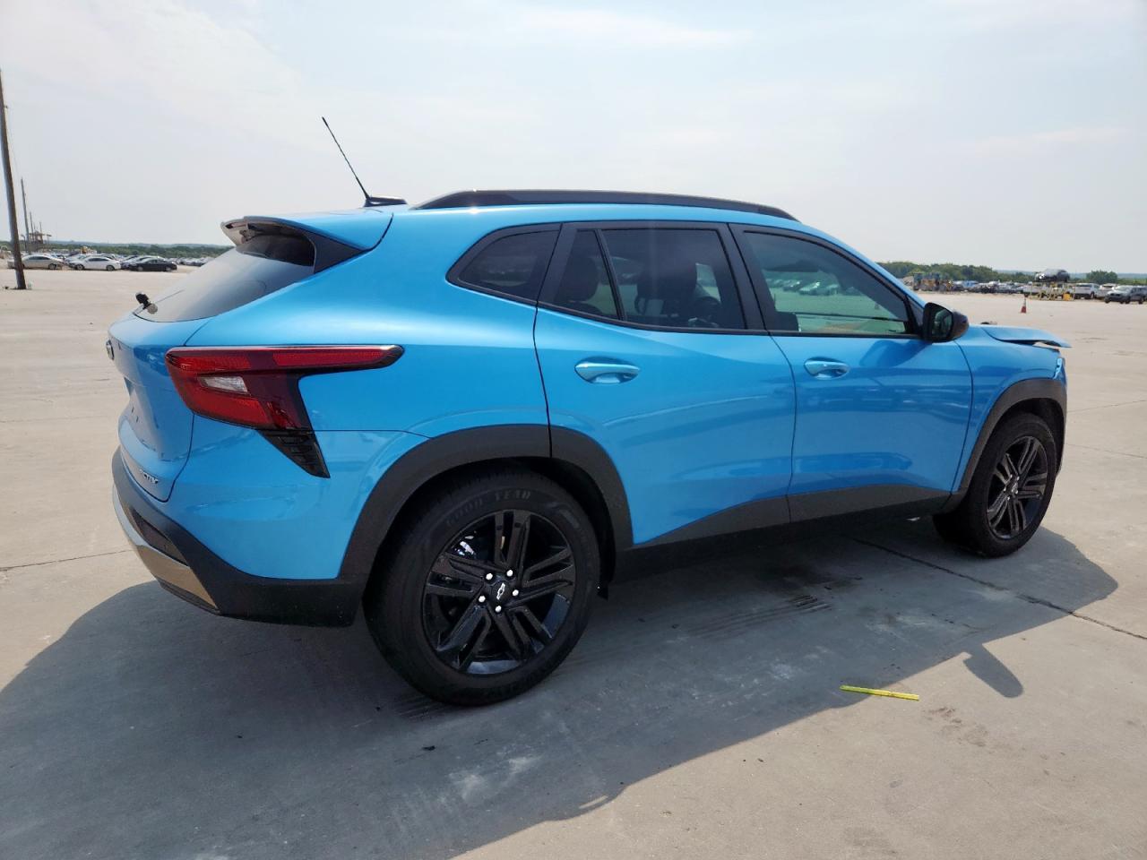 2025 Chevrolet Trax Activ - Фото 3