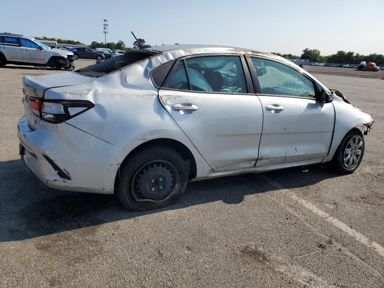 2021 Kia Rio Lx - Фото 3