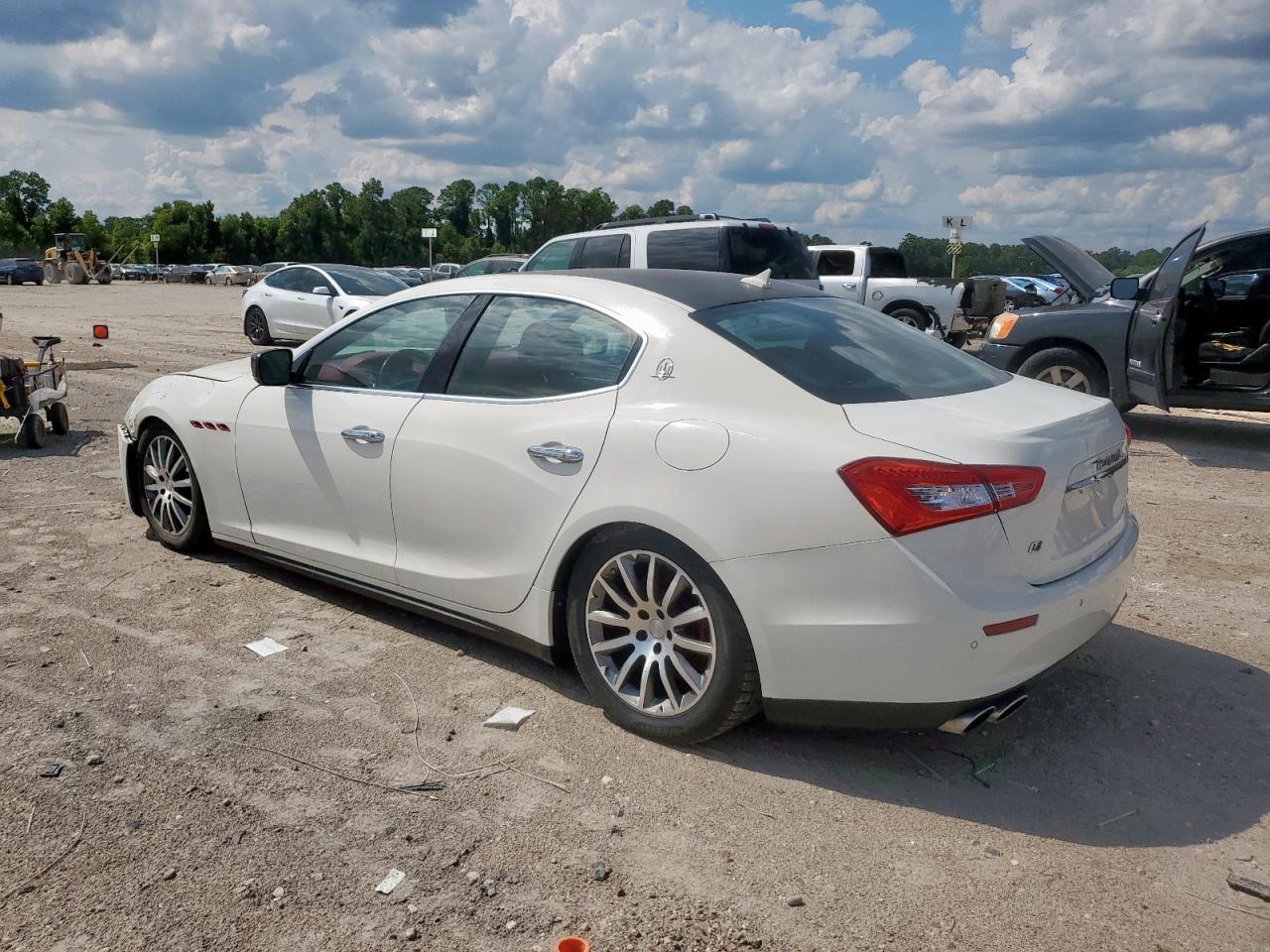 2015 Maserati Ghibli S - Фото 2