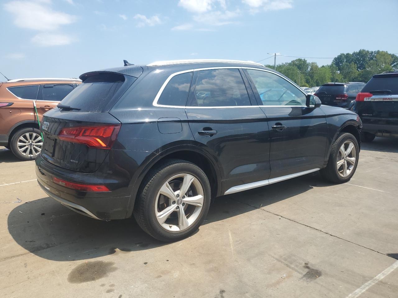 2020 Audi Q5 Premium Plus - Фото 3