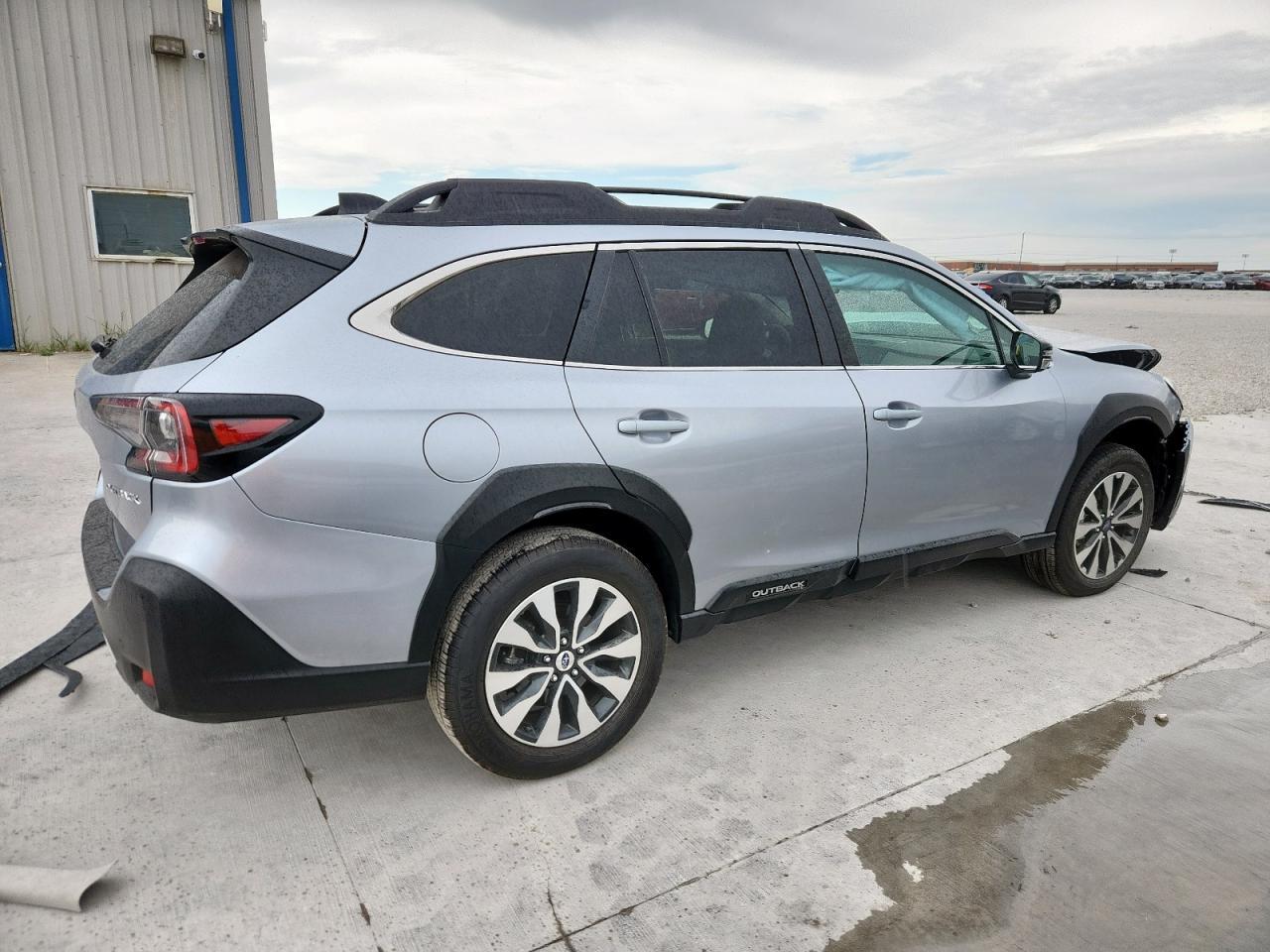 2024 Subaru Outback Limited - Image 3