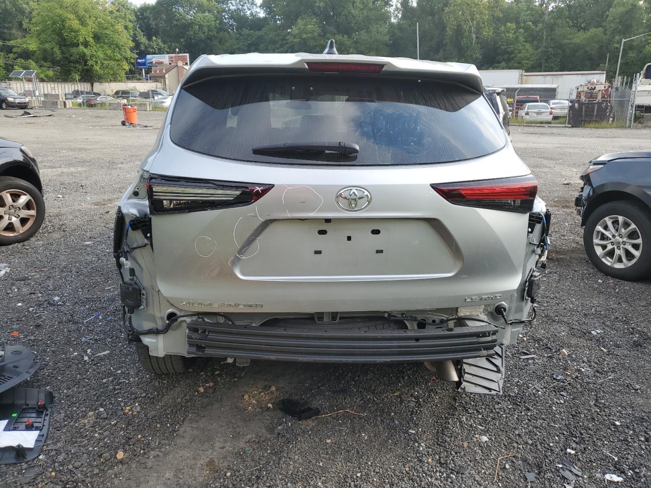 2024 Toyota Highlander Le - Фото 6