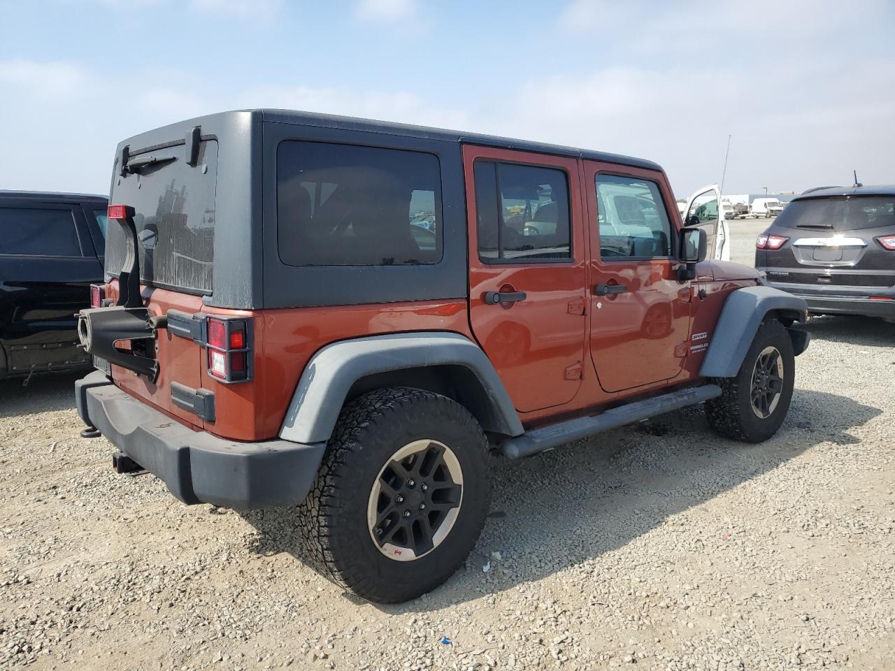 2014 Jeep Wrangler Unlimited Sport - Фото 3