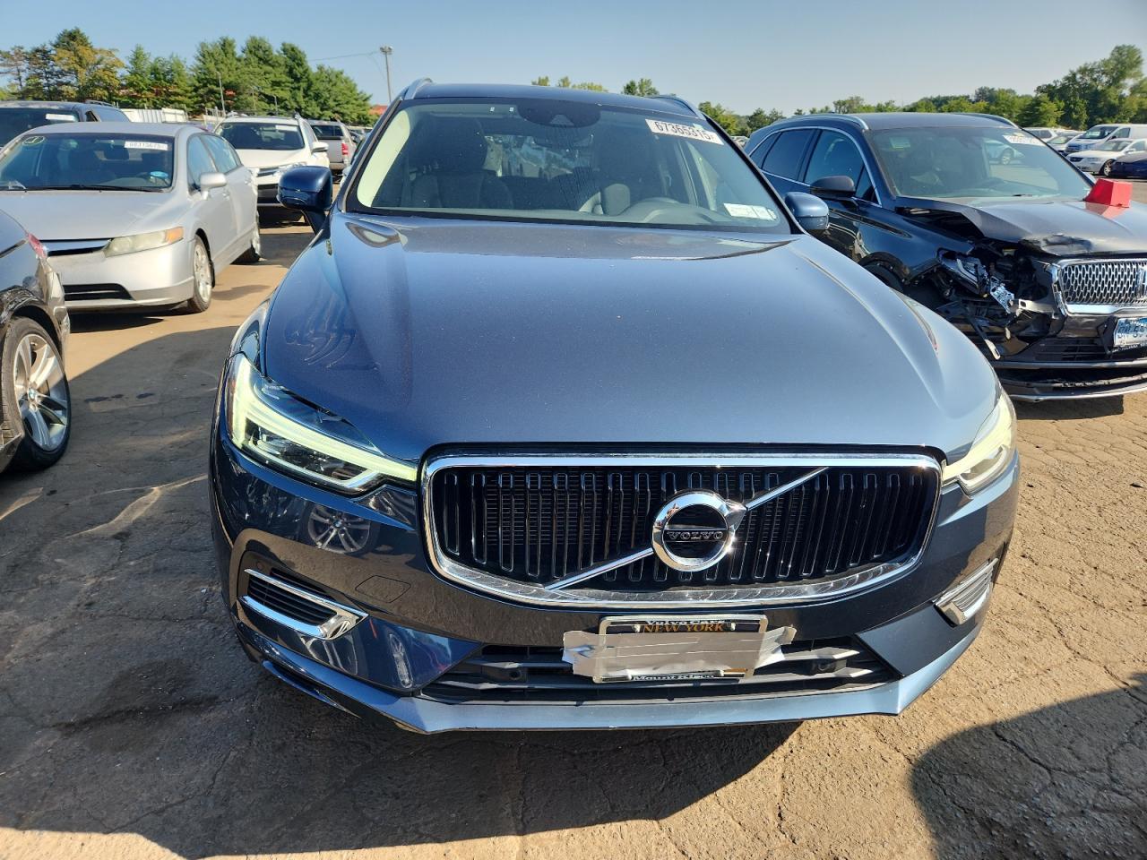 2019 Volvo Xc60 T8 Momentum - Image 5