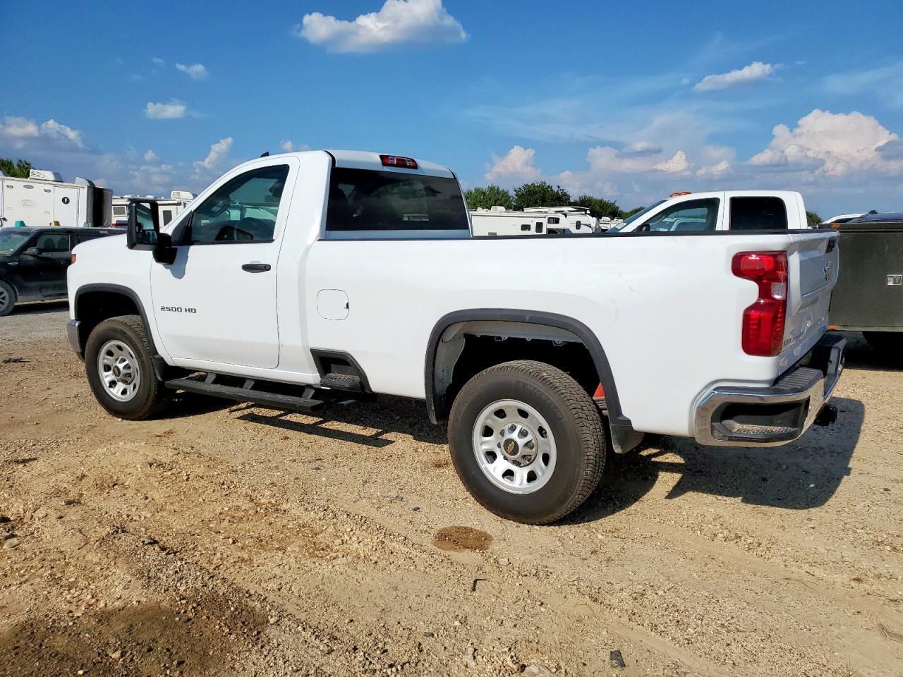 2025 Chevrolet Silverado K2500 Heavy Duty - Image 2