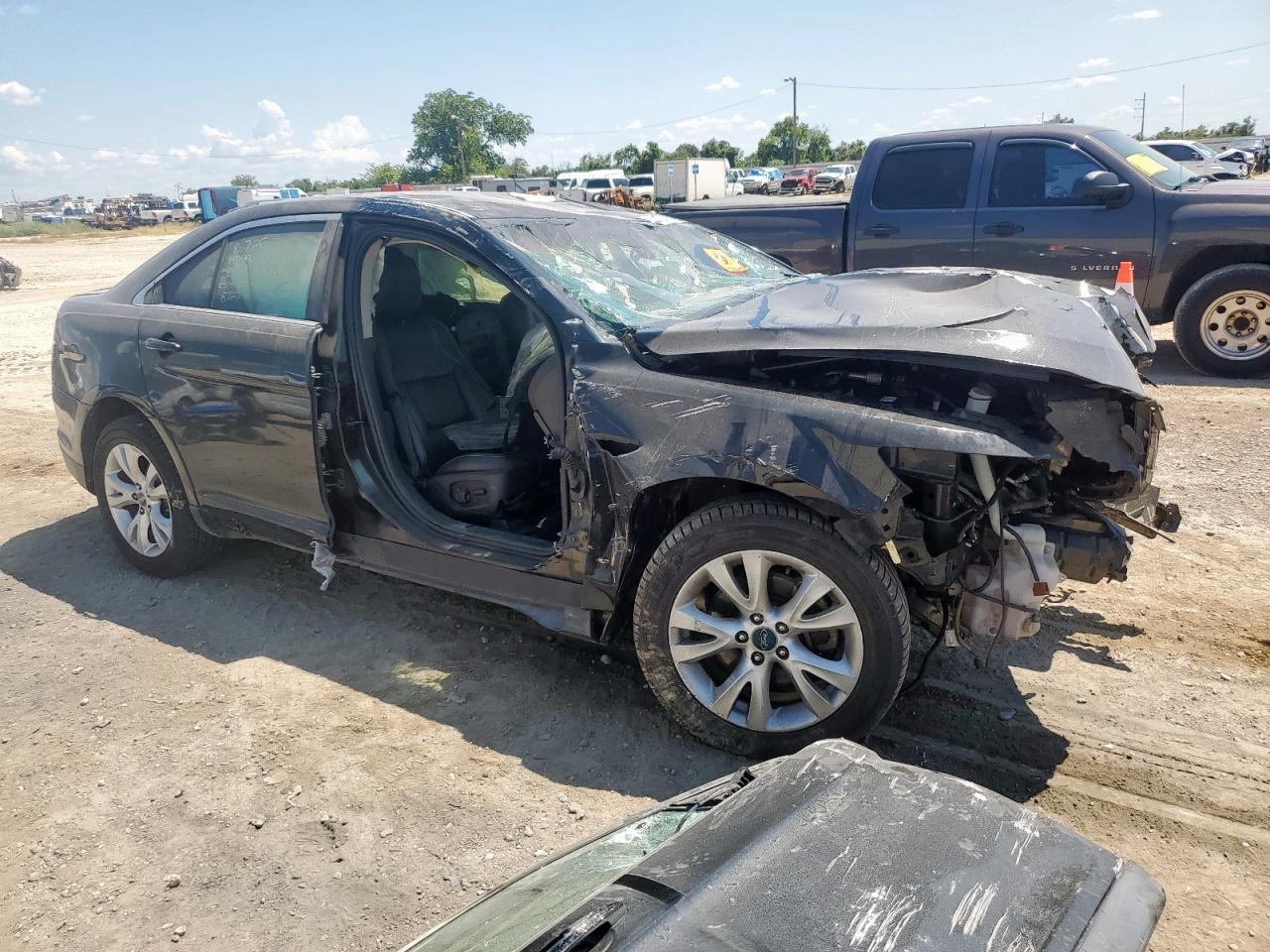 2010 Ford Taurus Sel - Image 4