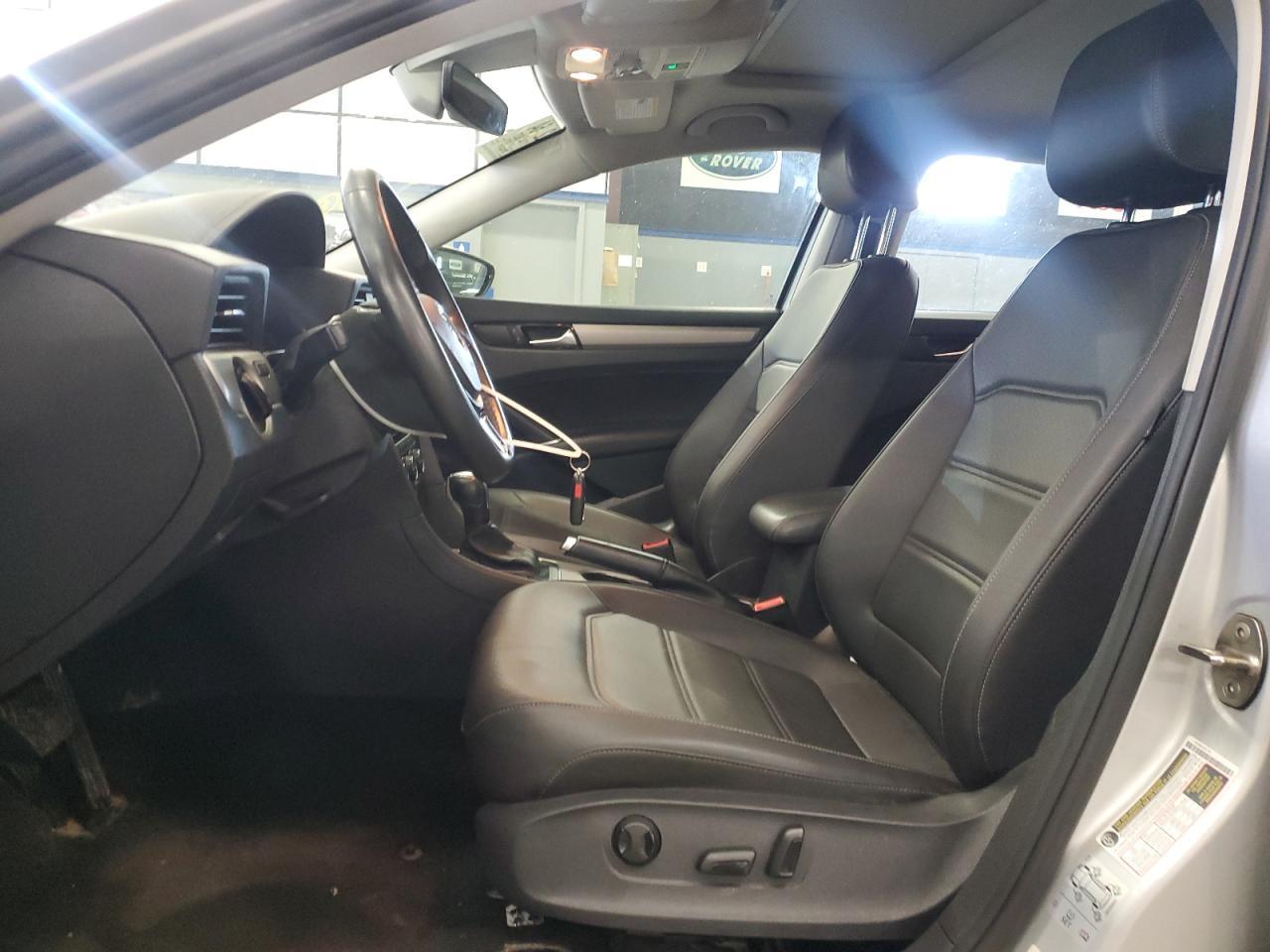 2021 Volkswagen Passat Se - Image 7