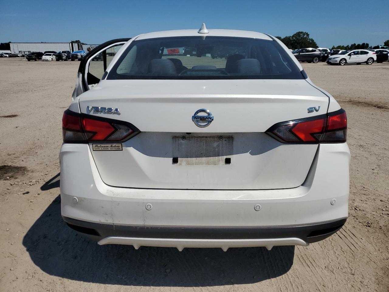 2020 Nissan Versa Sv - Image 6