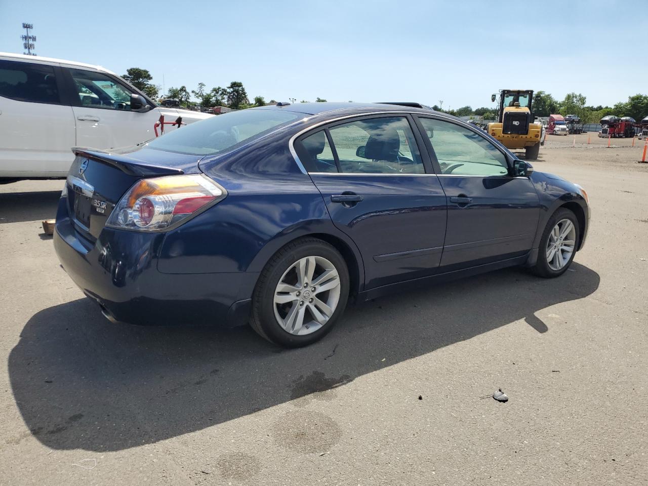2011 Nissan Altima Sr - Image 3