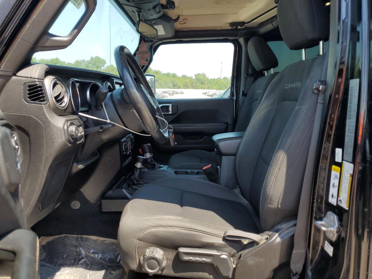 2019 Jeep Wrangler Unlimited Sahara - Image 7