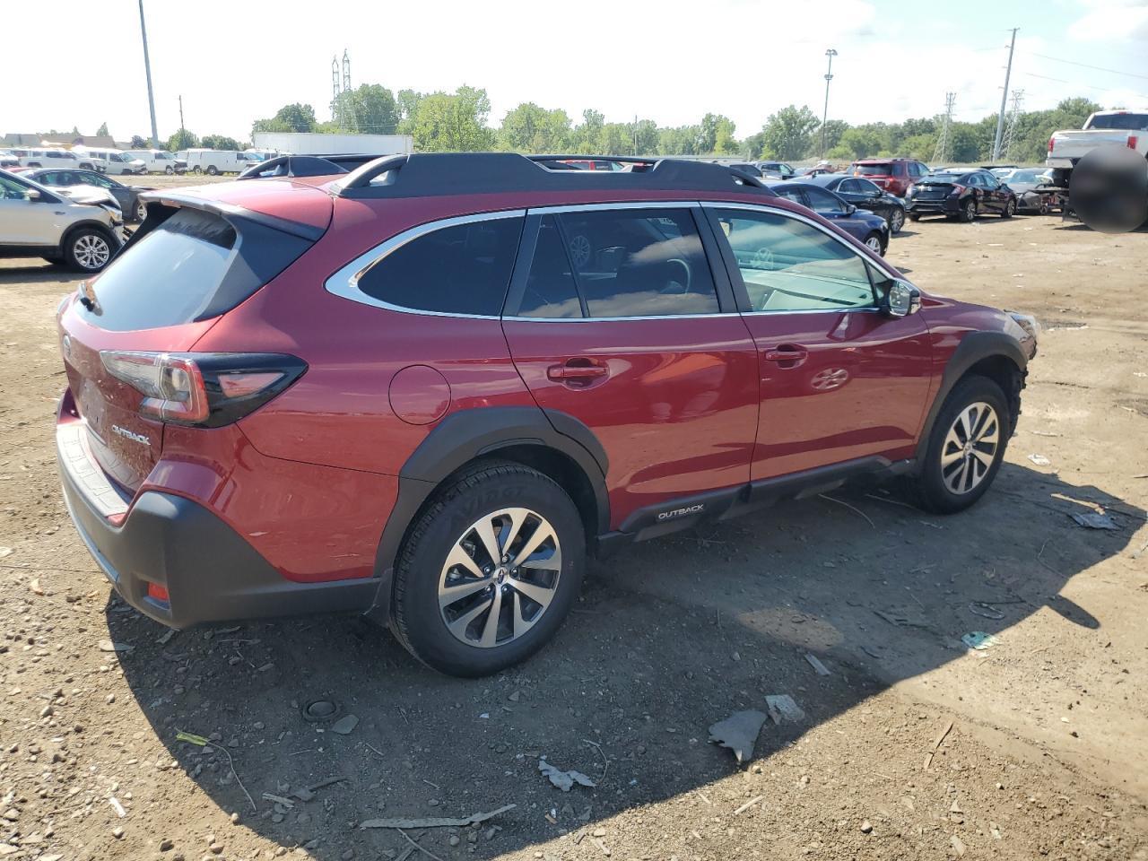 2025 Subaru Outback Premium - Image 3