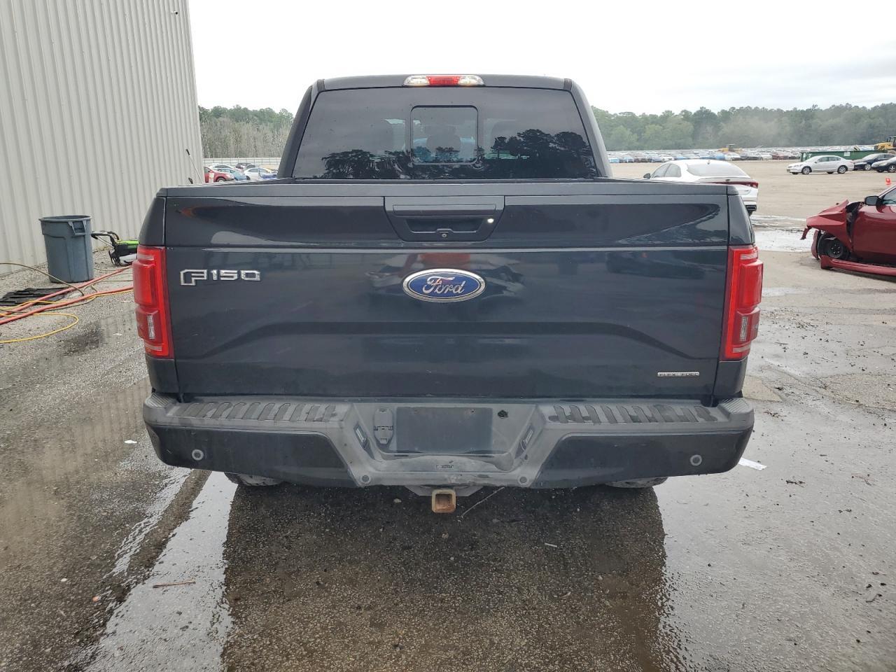 2015 Ford F150 Supercrew - Image 6