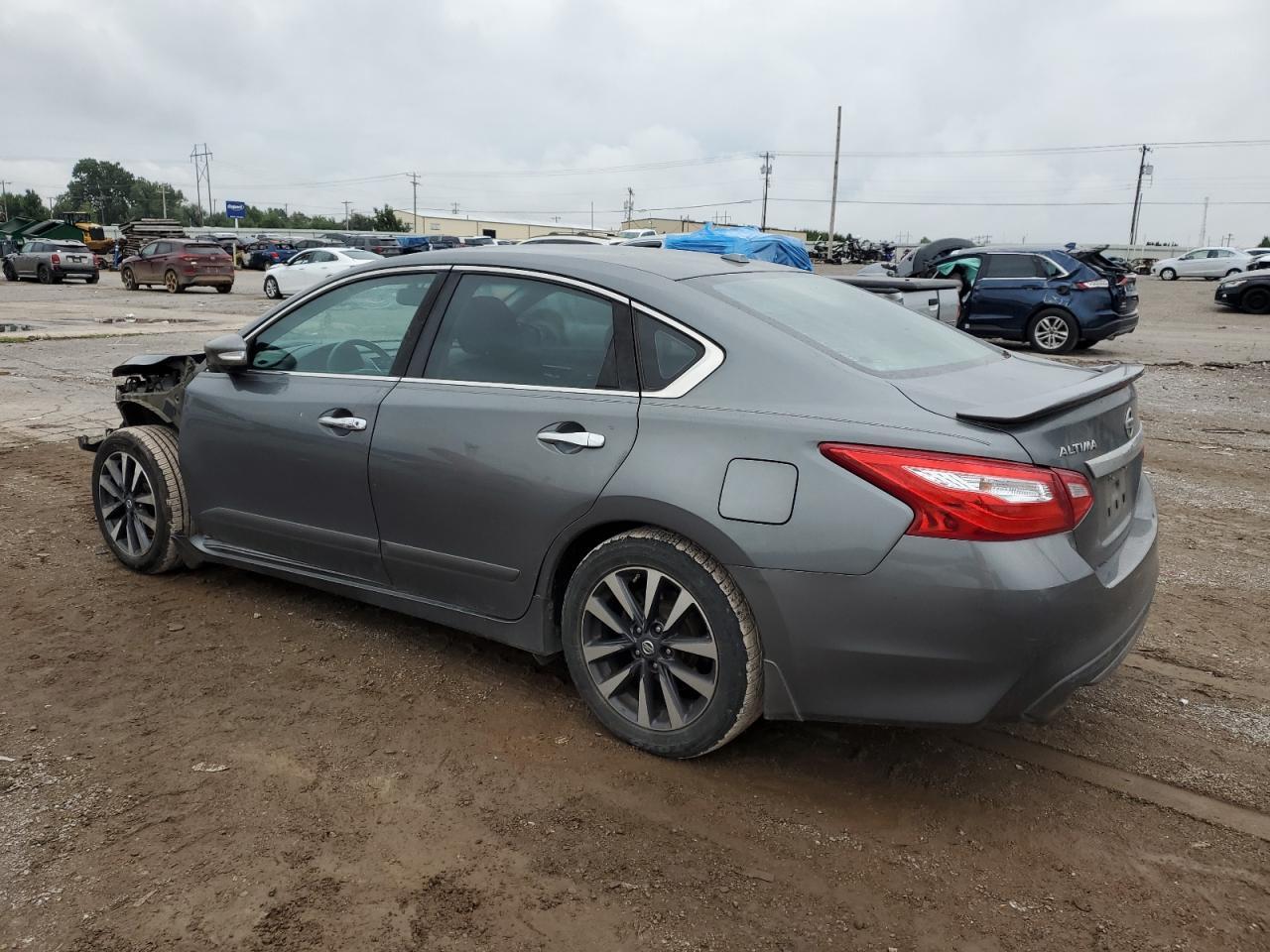 2016 Nissan Altima 2.5 - Image 2