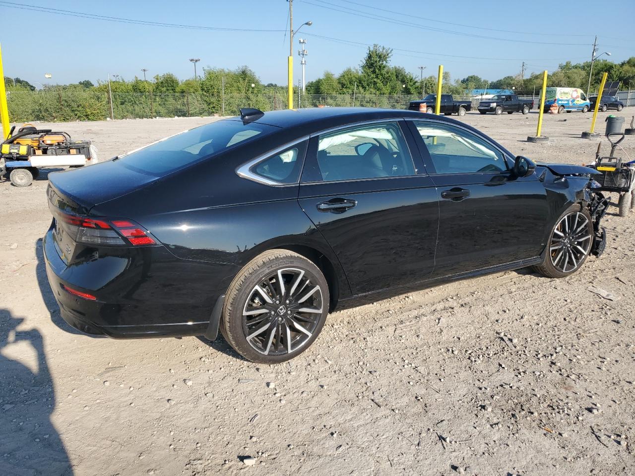 2024 Honda Accord Touring Hybrid - Image 3
