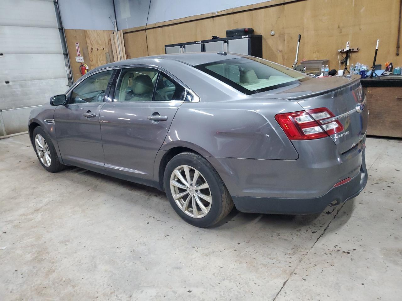 2013 Ford Taurus Sel - Фото 2