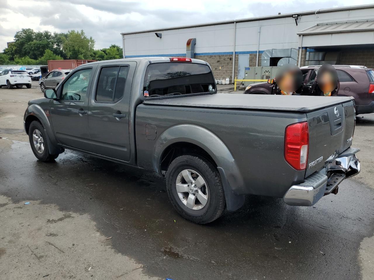 2009 Nissan Frontier Se V6 - Image 2