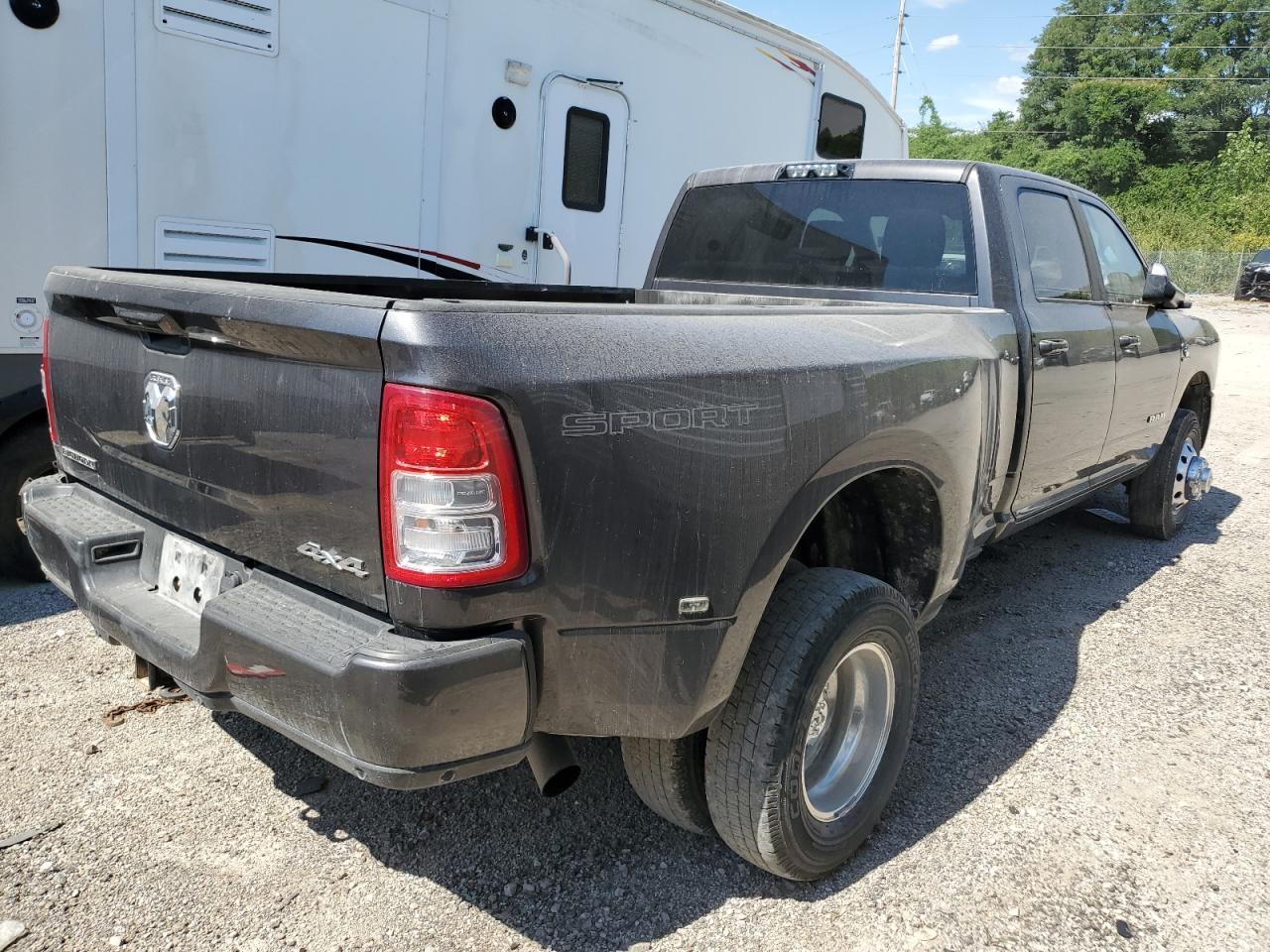 2021 Ram 3500 Big Horn - Фото 3