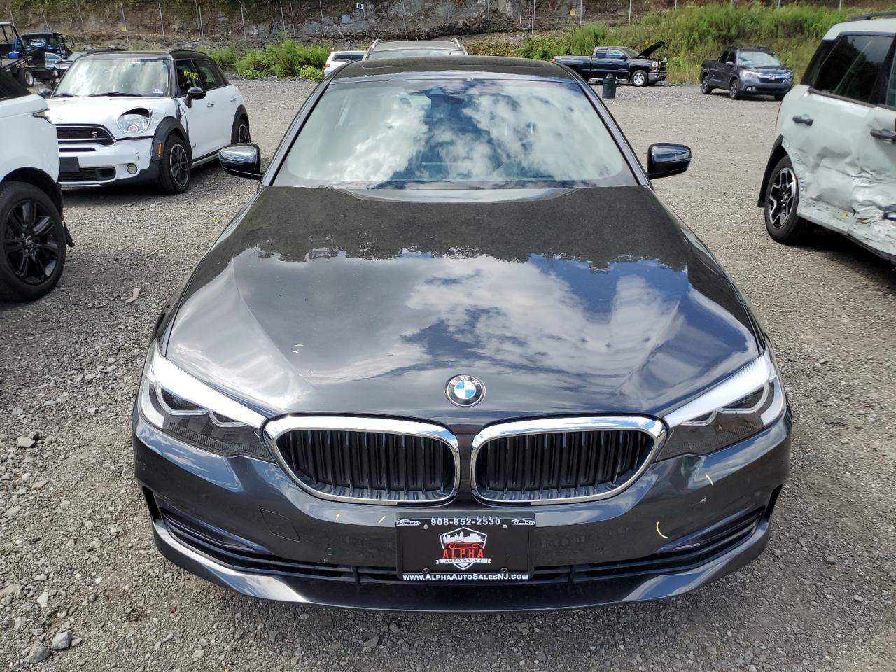 2018 BMW 530 Xi - Фото 5