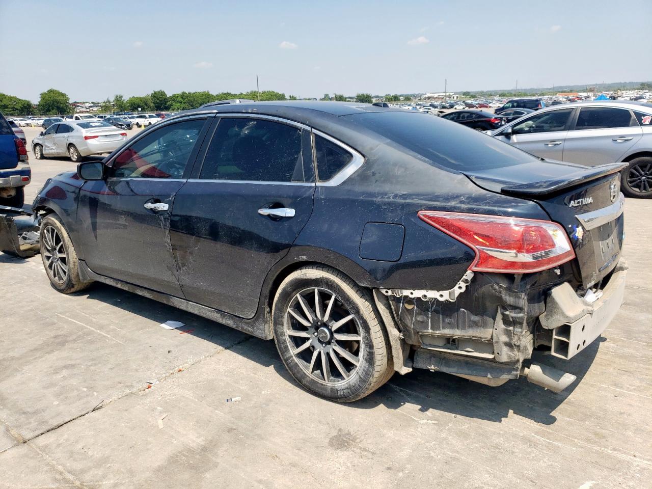 2013 Nissan Altima 2.5 - Фото 2