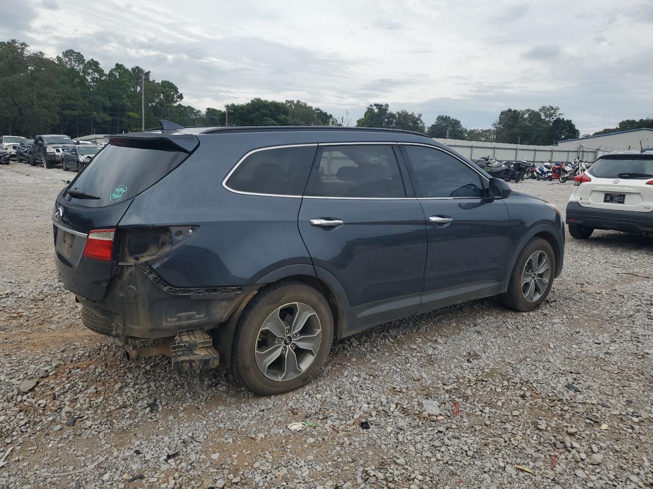 2015 Hyundai Santa Fe Gls - Image 3