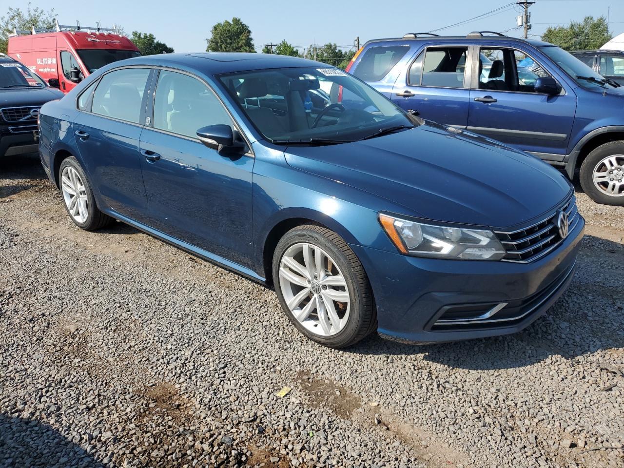 2019 Volkswagen Passat Wolfsburg - Image 4