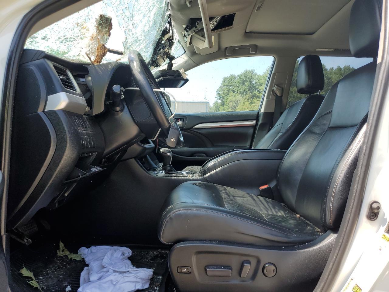 2019 Toyota Highlander Se - Image 7
