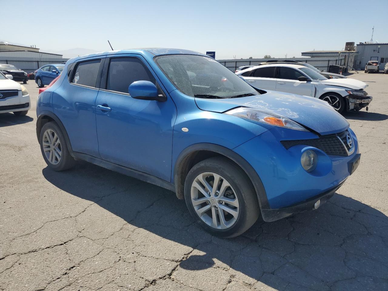 2011 Nissan Juke S - Фото 4