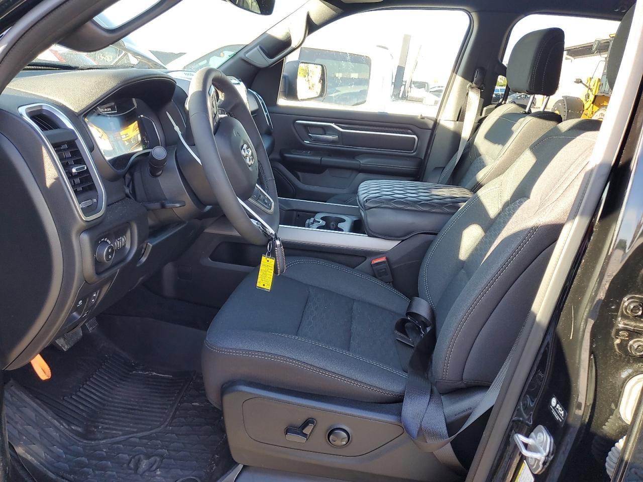 2025 Ram 1500 Big Horn/Lone Star - Фото 7