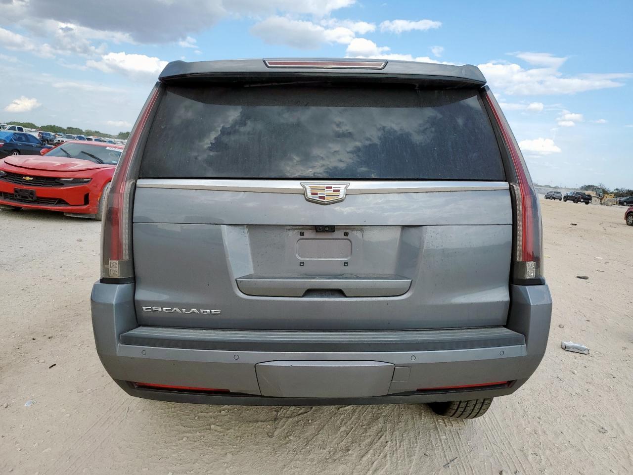 2018 Cadillac Escalade Luxury - Фото 6