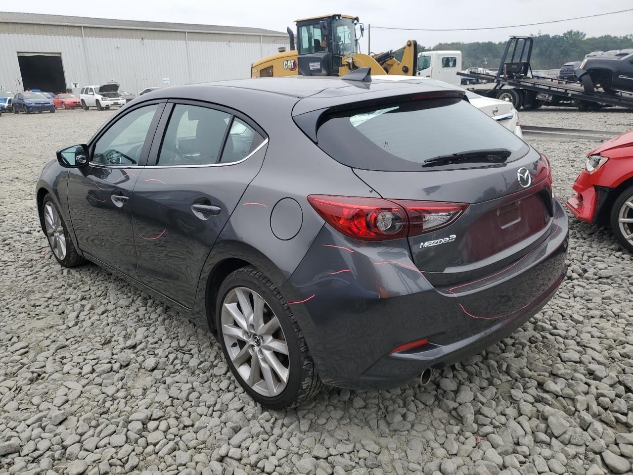 2017 Mazda 3 Grand Touring - Фото 2