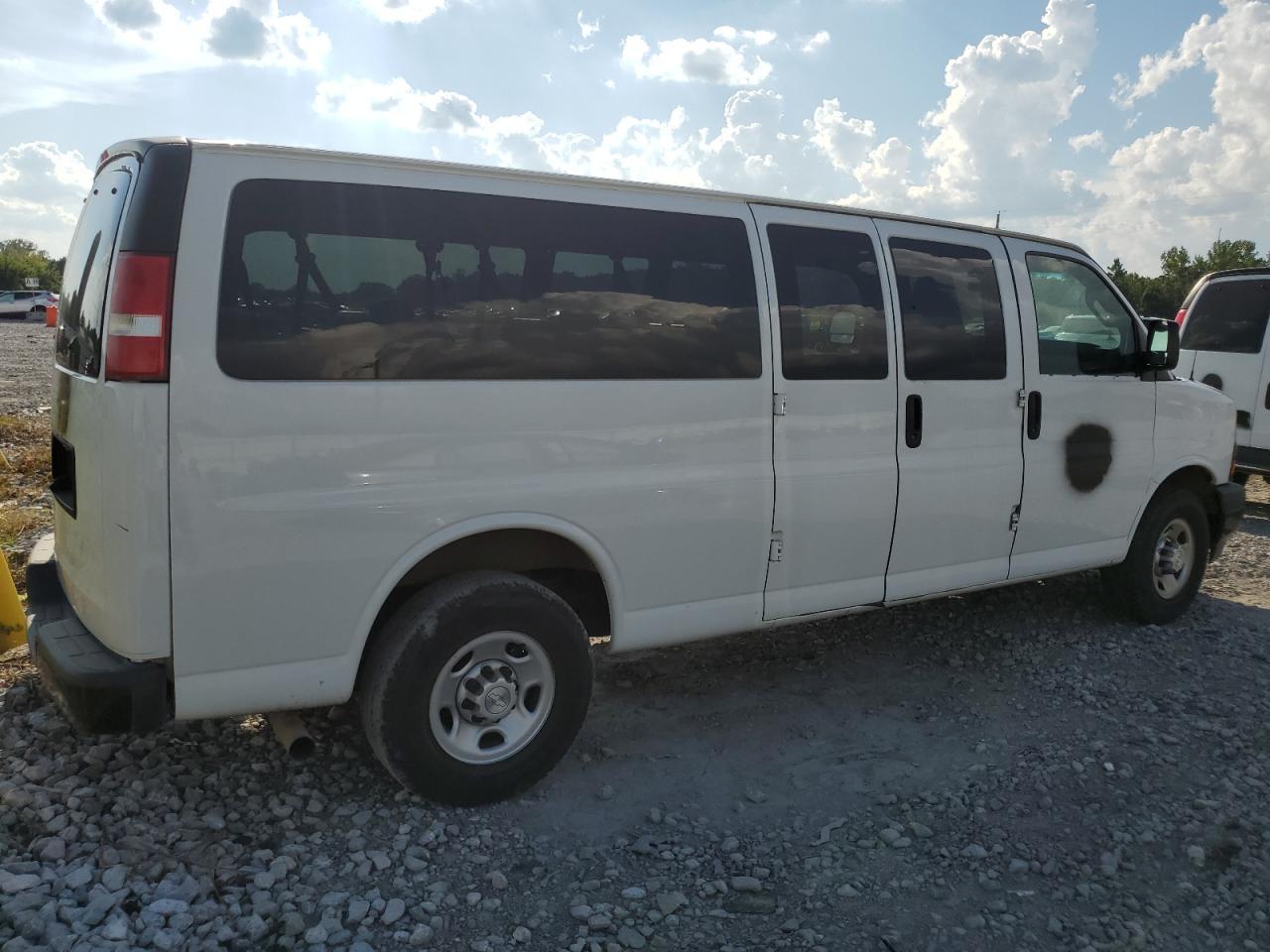 2019 Chevrolet Express G3500 Ls - Image 3