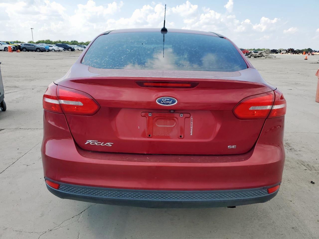 2017 Ford Focus Se - Фото 6