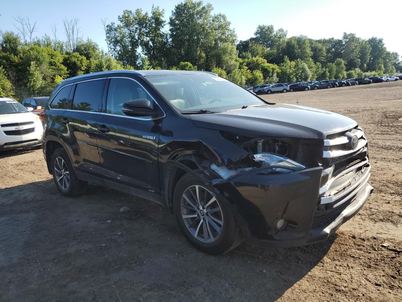 2019 Toyota Highlander Hybrid - Фото 4