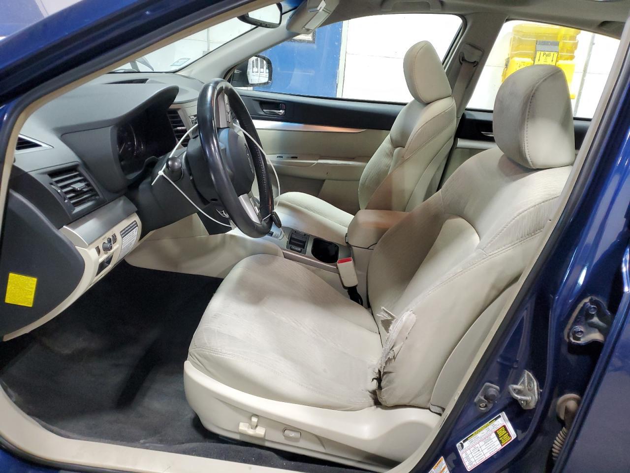 2011 Subaru Legacy 2.5I Premium - Image 7