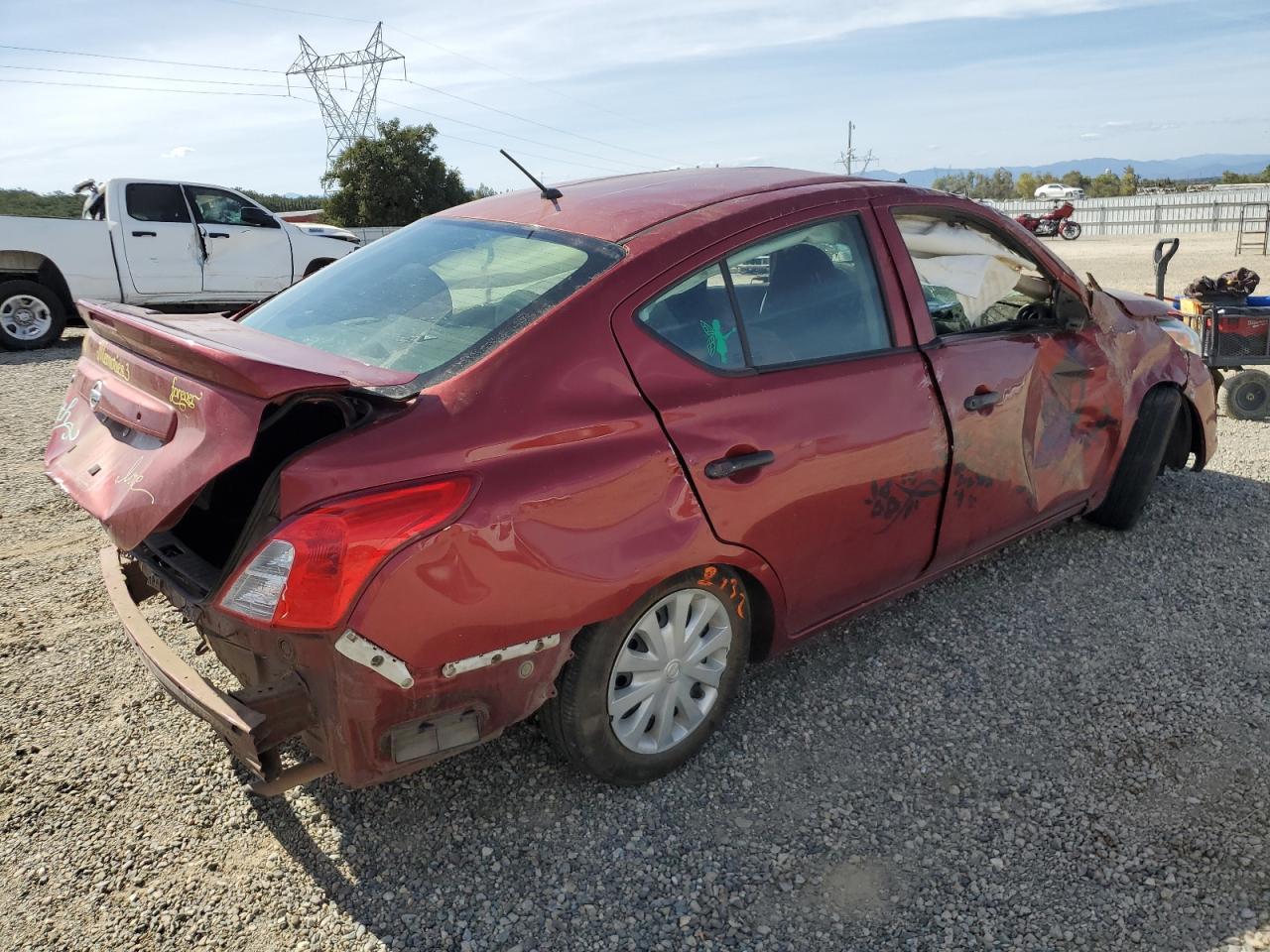 2017 Nissan Versa S - Image 3