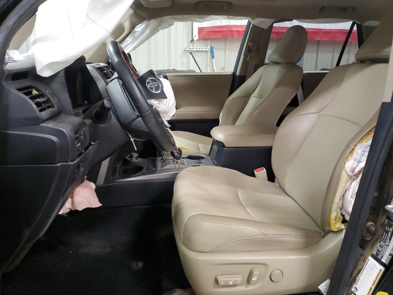 2018 Toyota 4Runner Sr5/Sr5 Premium - Image 7