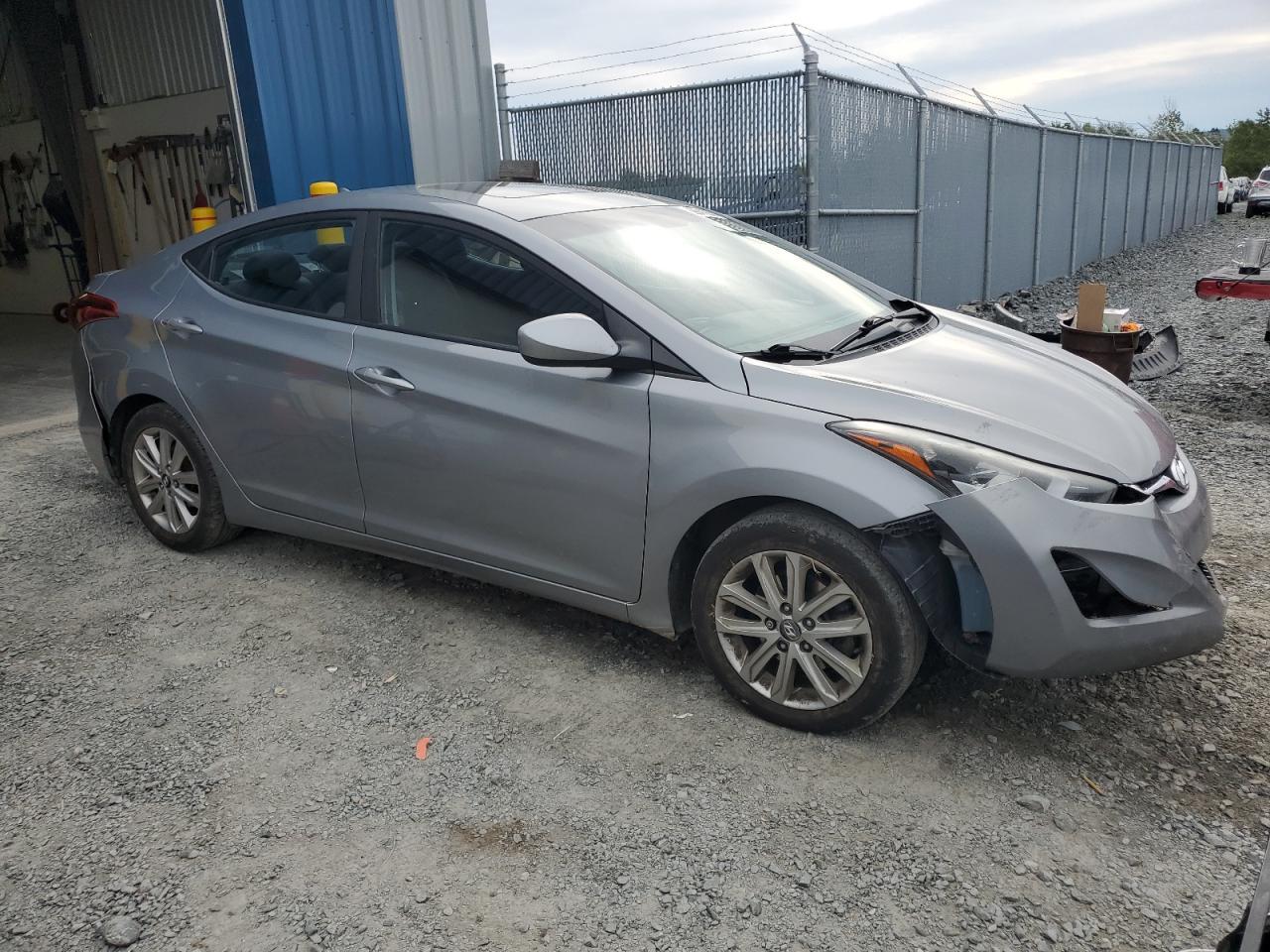 2015 Hyundai Elantra Se - Image 4