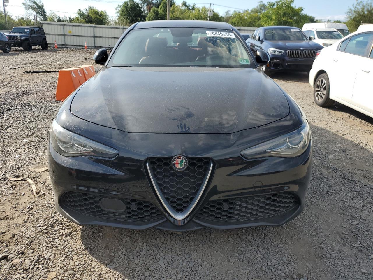 2018 Alfa Romeo Giulia Ti Q4 - Фото 5
