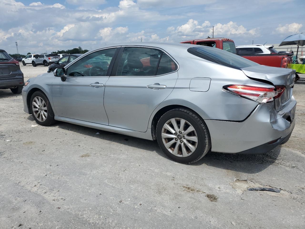 2018 Toyota Camry L - Image 2