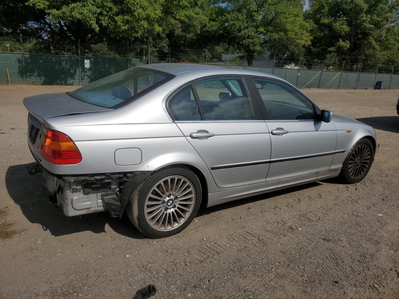 2002 BMW 330 I - Image 3